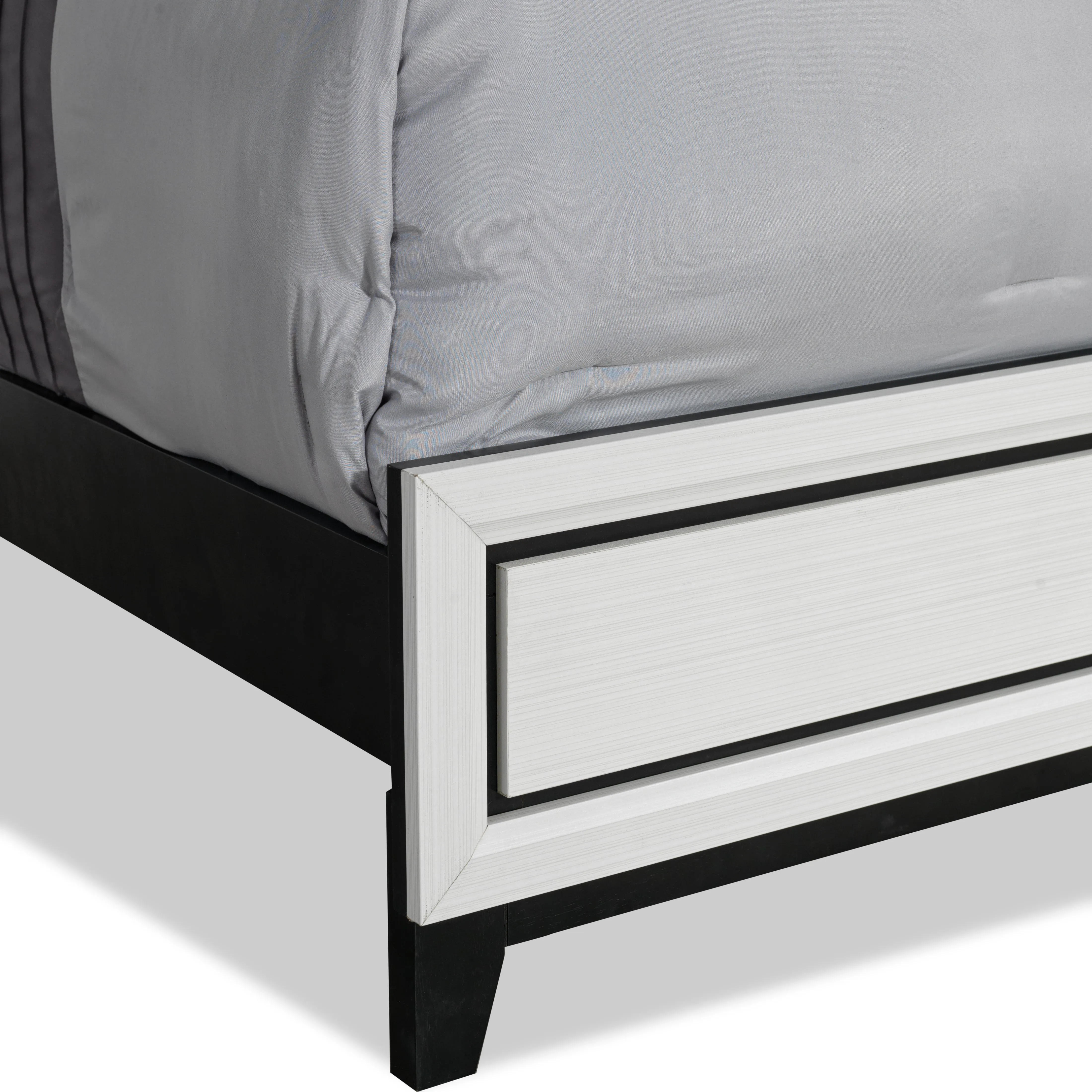 Alive Queen Bed - White/Black