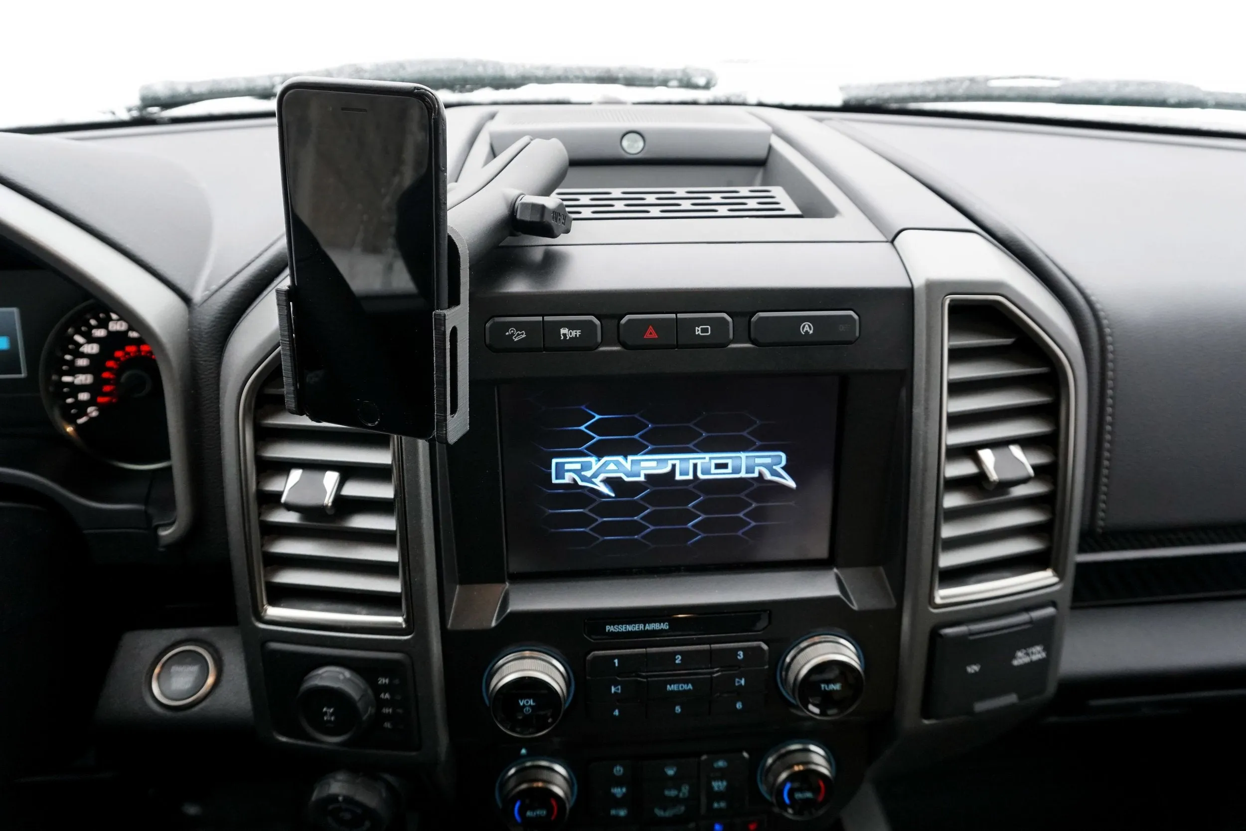 BuiltRight Industries - Dash Mount Kit - 2010-2020 F150 & Raptor, 2017-2020 Super Duty F250/F350