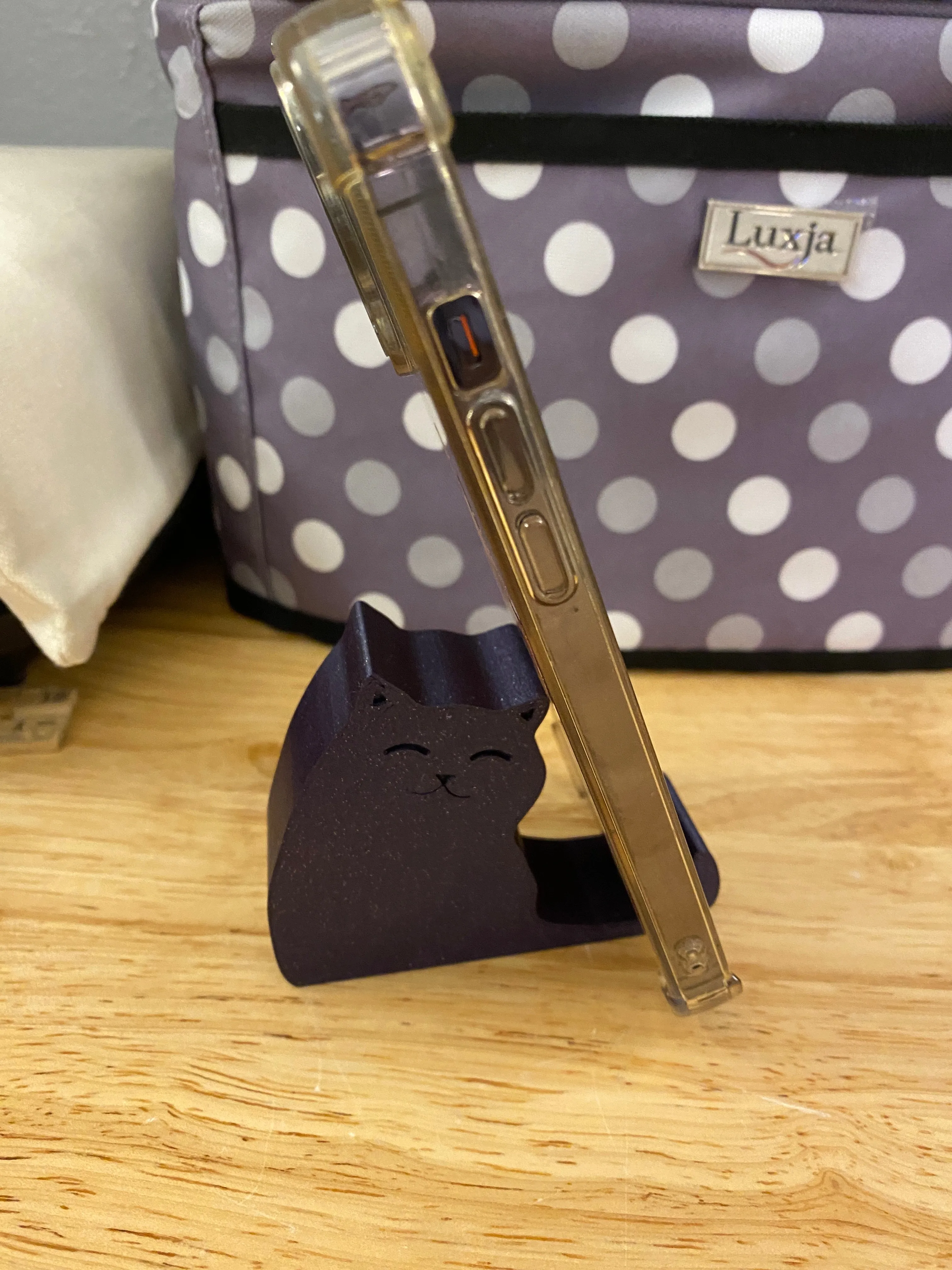 Cat Cell phone stand