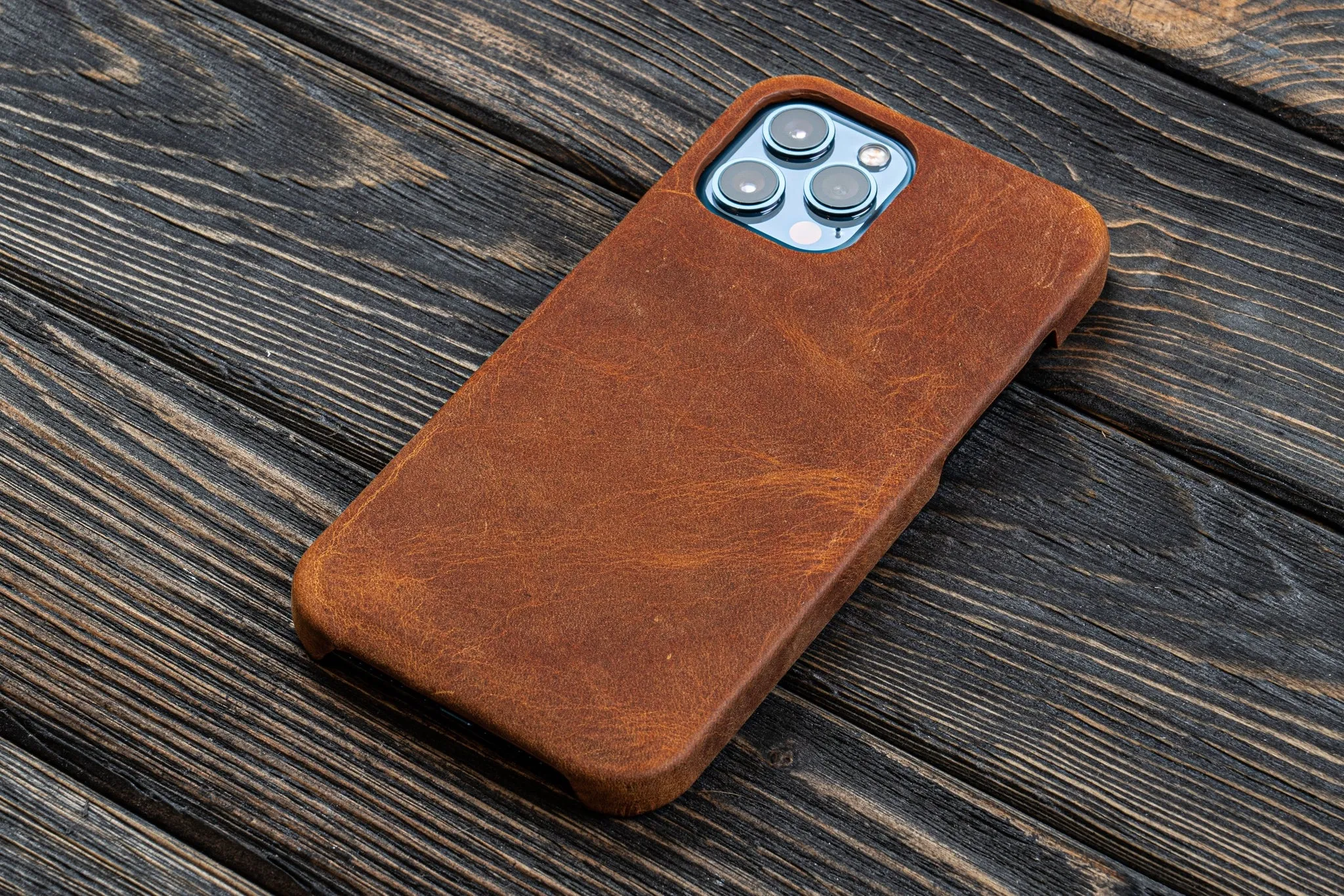 Leather iPhone 12 / iPhone 12 Pro (6.1") Hard Back Cover - Compatible with MagSafe