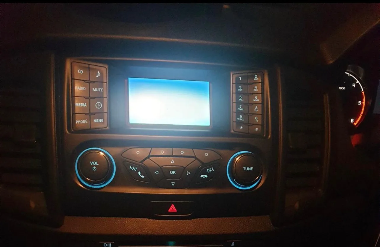 XL RANGER, MEDIA DASH TOUCH SCREEN UPGRADE & DISPLAY (2015-2022)